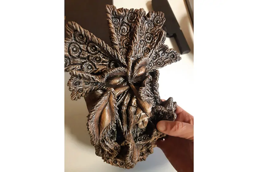 Dalla memoria alla materia: Mimaki reinterpreta la storia con la stampa 3D a Formnext 2025 3 3D Printed Mask SMARTTECH3D x